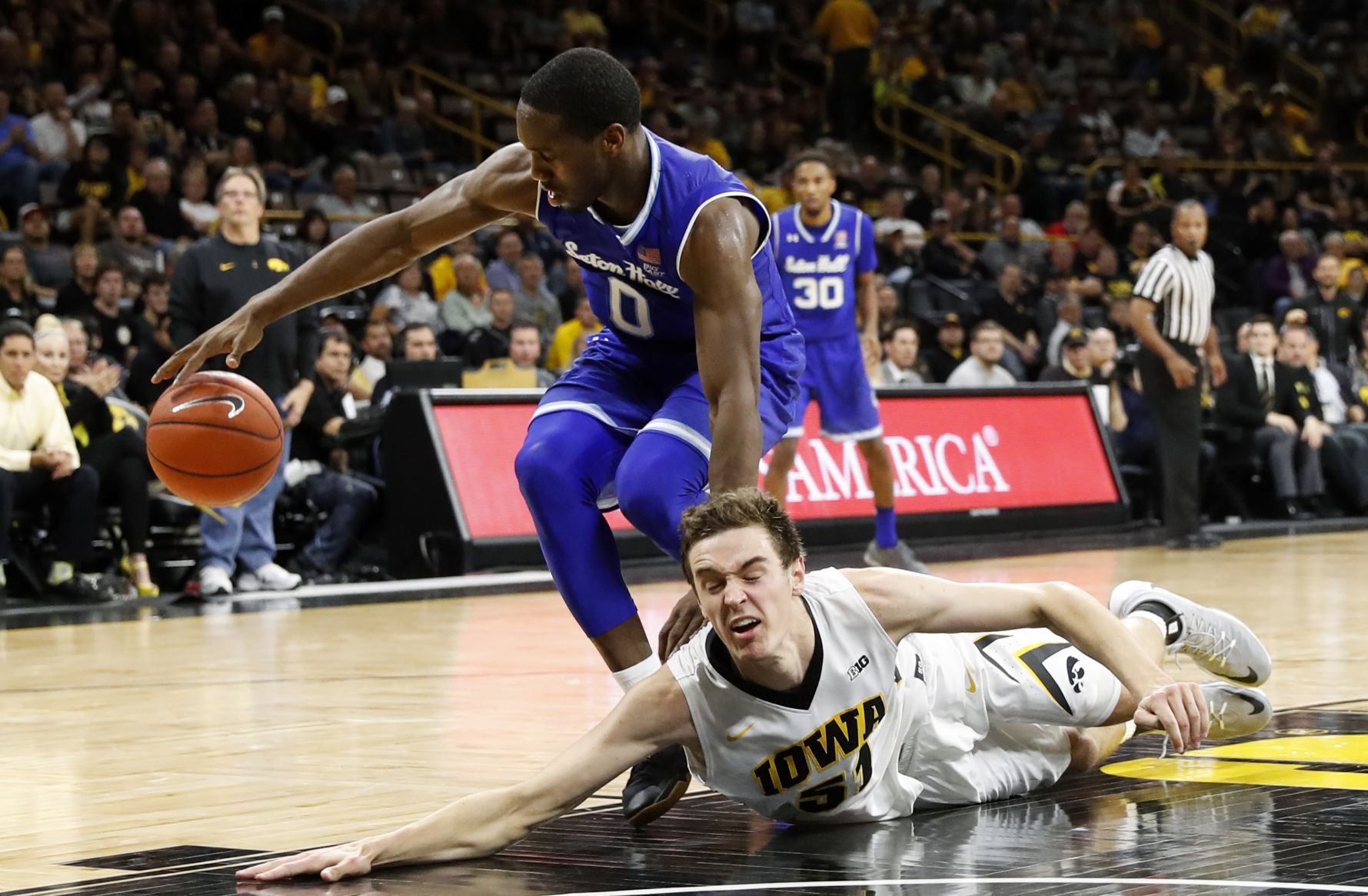Seton Hall Iowa Basketball